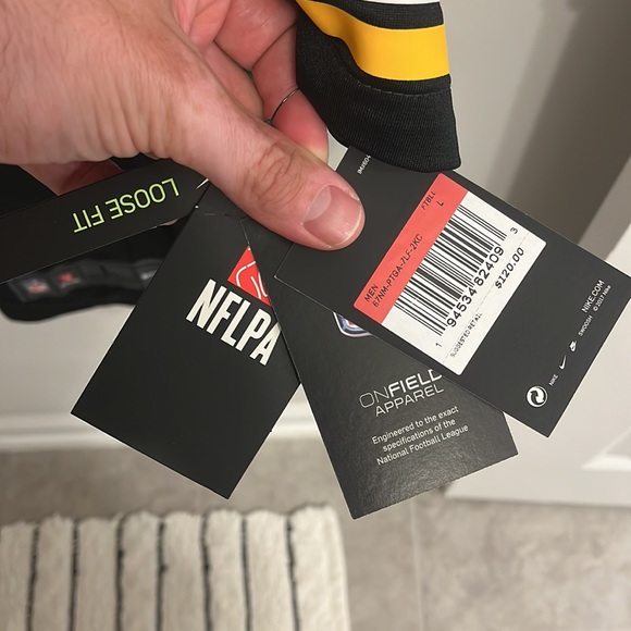 Nike NFL Steelers T.J. Watt Jersey - Picture 5 of 6